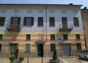 Negozio via San Francesco d'Assisi, 18, Villafranca Piemonte - foto 2