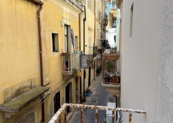 balcone - Quadrilocale Via Mastrarua, 16, Siracusa - foto 6