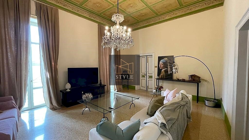 salone - Appartamento Piazza Emanuele Pancali, Siracusa - foto 1