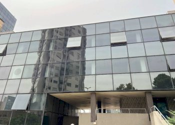 Facciata - Ufficio traversa di Via Nuova del Campo, Napoli - foto 3