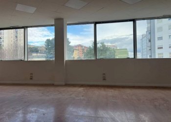 Stanza non arredata - Ufficio traversa di Via Nuova del Campo, Napoli - foto 11