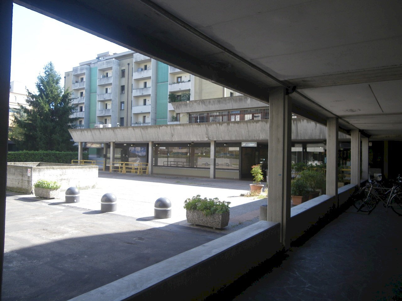 IMGP0363.JPG - Commercial Premises Reggio nell'Emilia - photo 2