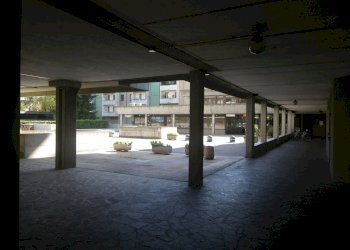 IMGP0362.JPG - Locale Commerciale Reggio nell'Emilia - foto 1