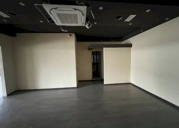 IMG_1271.JPG - Locale Commerciale Reggio nell'Emilia - foto 6