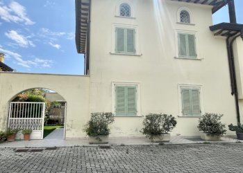 IMG_5479 2.jpg - Portion of a house Seravezza - photo 1