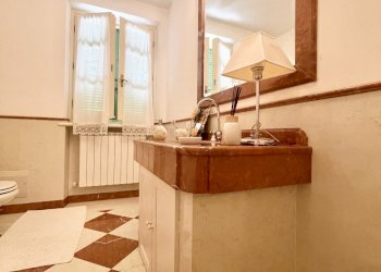 IMG_5452.jpg - Portion of a house Seravezza - photo 20