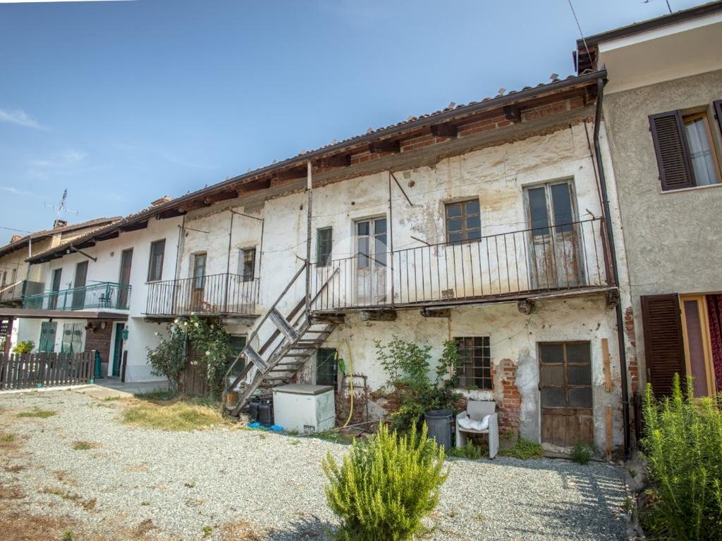 Semi-detached house Str. Cavallotta, Savigliano - photo 2