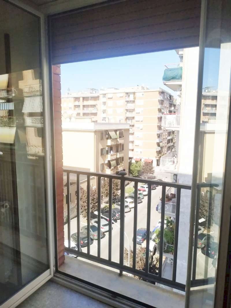 vista - Trilocale Roma - foto 1