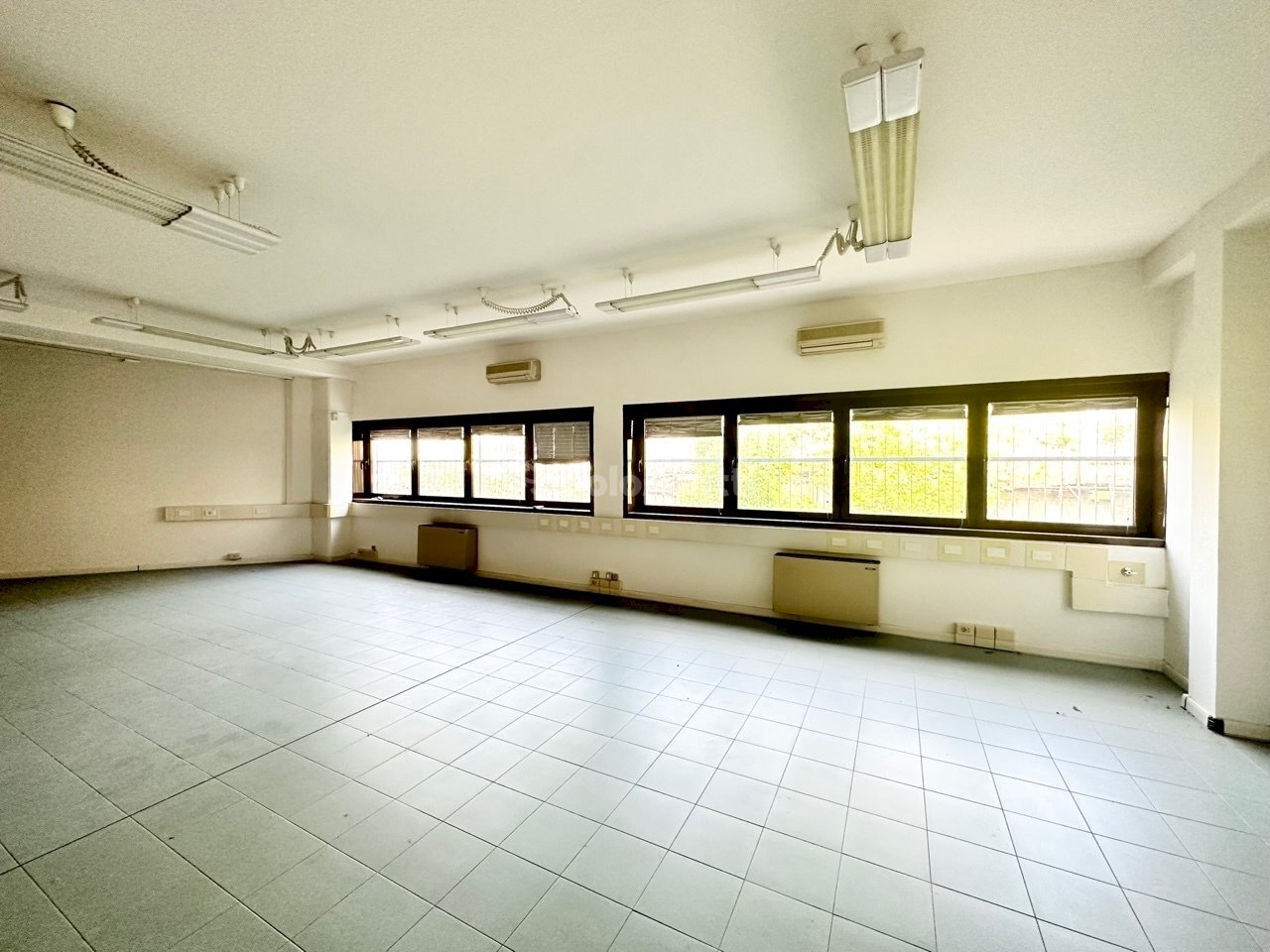 IMG_9587.jpg - Office Via Persicetana Vecchia sn, Bologna - photo 3