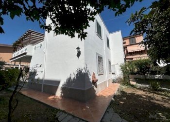 11.jpg - Villa Via Maurizio Moris 14, Guidonia Montecelio - foto 12