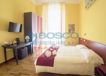 2.jpg - Appartamento Piazza Cesare Battisti, La Spezia - foto 5