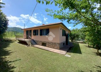 Semi-detached house Via Prato, Ne - photo 3