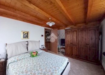 Semi-detached house Via Prato, Ne - photo 10