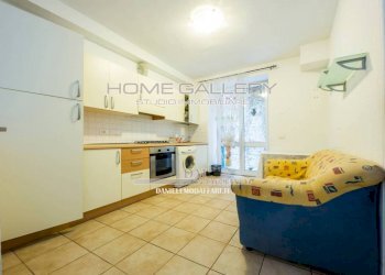 1 - Bilocale corso Luigi Andrea Martinetti, Genova (zona Sampierdarena) - foto 3