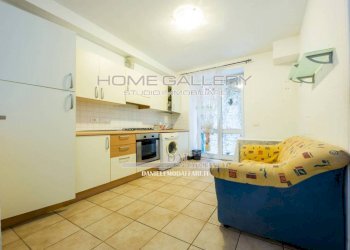 1 - Bilocale corso Luigi Andrea Martinetti, Genova (zona Sampierdarena) - foto 4