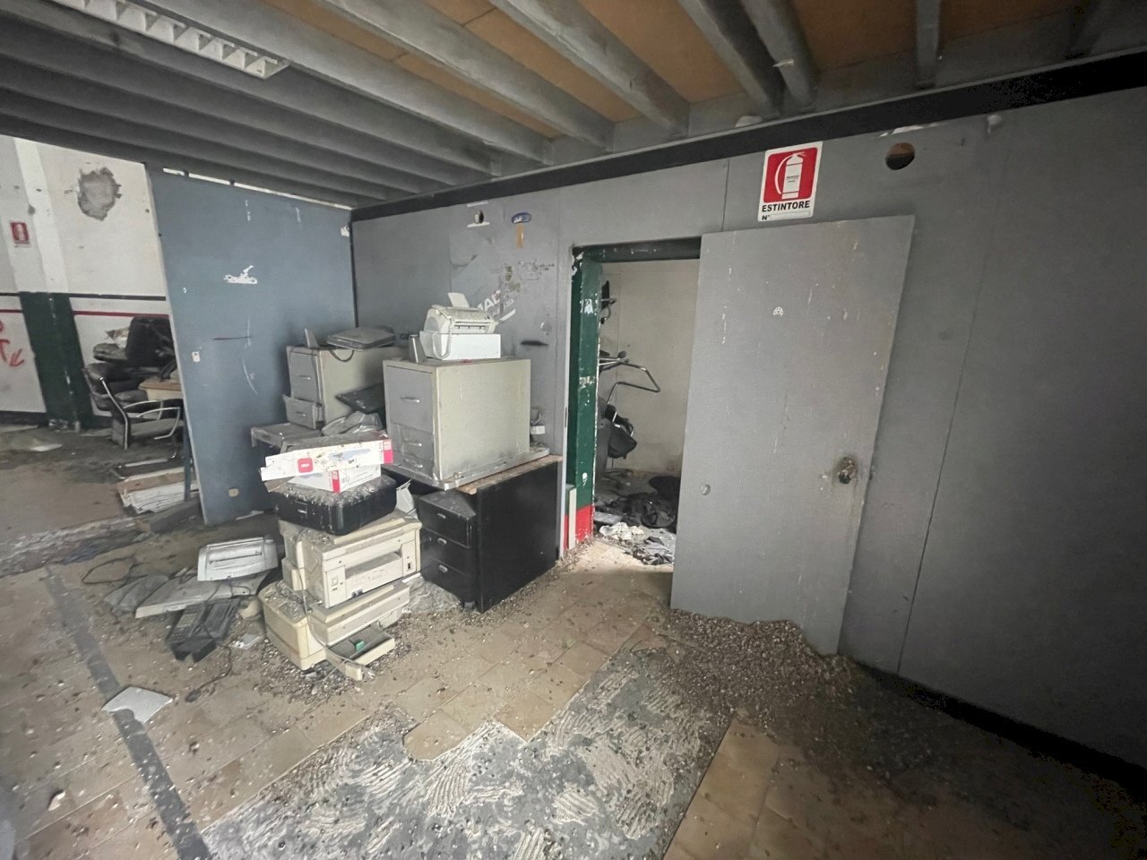 IMG_2009.jpg - Capannone Viale Montegrappa 28/G, Pavia - foto 3