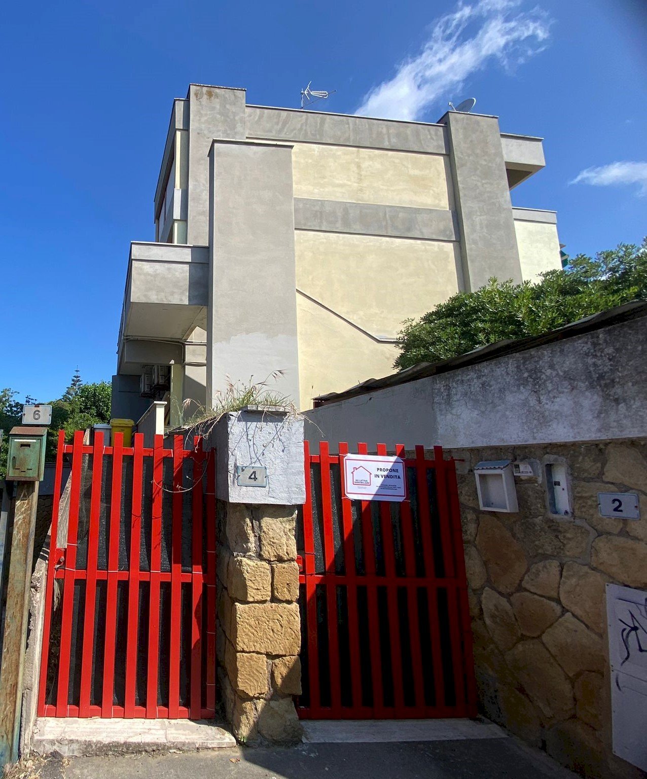 Facciata - Three-room apartment via Capri, 2, Anzio - photo 1