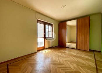 Four-room apartment Via Torino, Ivrea - photo 8