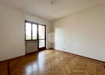 Four-room apartment Via Torino, Ivrea - photo 11