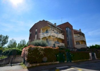 Three-room apartment Bologna - photo 1