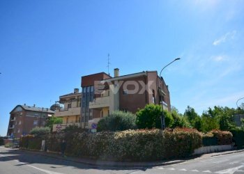 Three-room apartment Bologna - photo 3