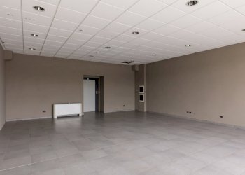 Imm. Castelmaggiore Via Colombo 77-06.jpg - Ufficio Via Cristoforo Colombo 77/9, Bologna - foto 8