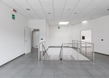 Imm. Castelmaggiore Via Colombo 77-22.jpg - Ufficio Via Cristoforo Colombo 77/9, Bologna - foto 24