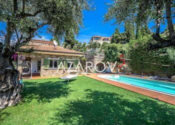 Villa via Duca d'Aosta, 24, Bordighera - foto 1