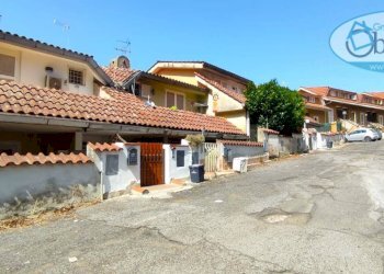 Terraced Villa via roma, Manziana - photo 1