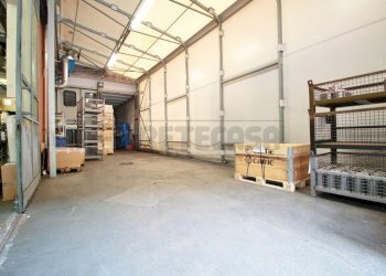 laboratorio piano seminterrato - Locale Commerciale Via Valletta 1, Crespadoro - foto 9