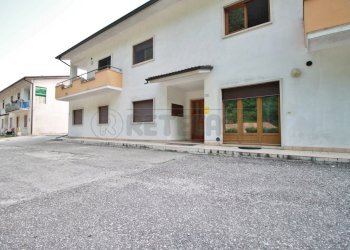 ingresso - Locale Commerciale Via Valletta 1, Crespadoro - foto 13