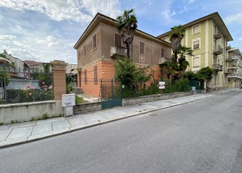 Villa Cuneo, Via Alessandro Volta, Cuneo - foto 40