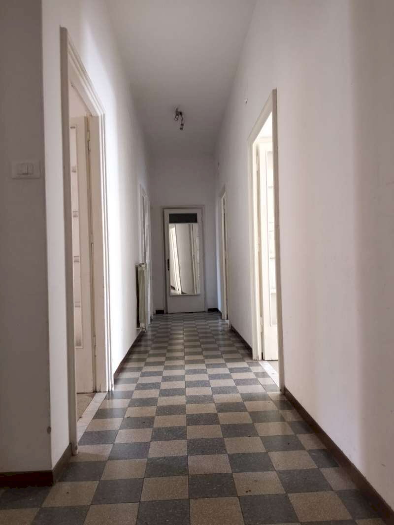 corridoio  - Quadrilocale Roma - foto 1