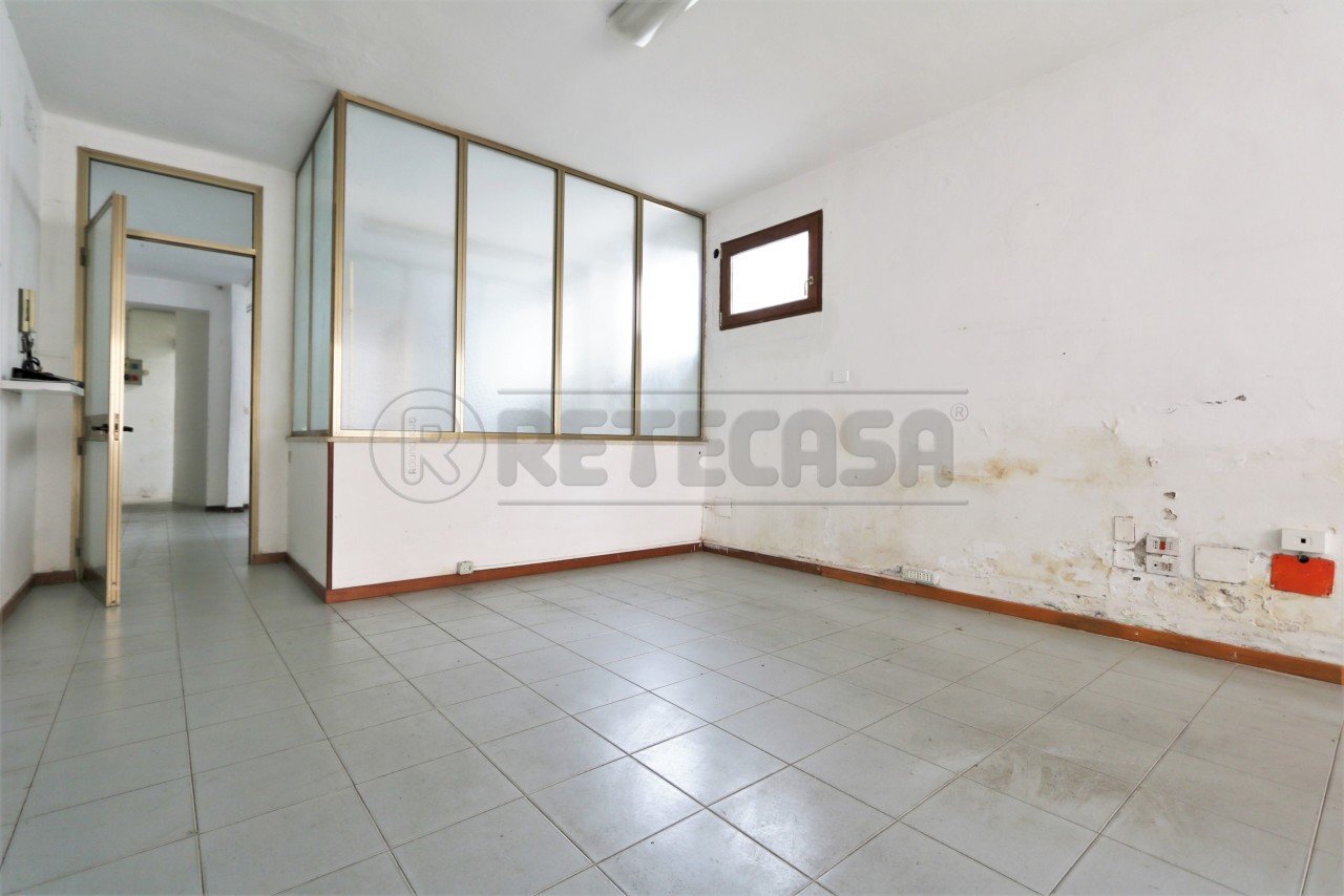 IMG_7949.JPG - Laboratory Vicenza - photo 1