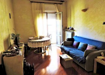 Soggiorno - Trilocale via Matteo Vinzoni 5, Genova (zona Sampierdarena) - foto 1