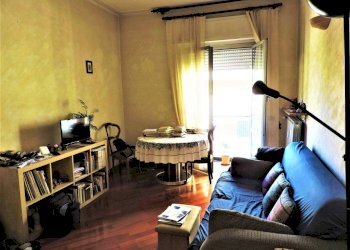 Soggiorno - Trilocale via Matteo Vinzoni 5, Genova (zona Sampierdarena) - foto 2