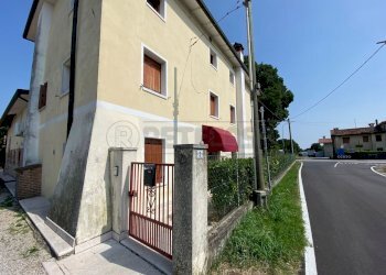 21.jpg - Three-room apartment Cassola - photo 1