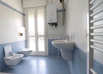 8_Bagno (FILEminimizer).JPG - Three-room apartment Bondeno - photo 8