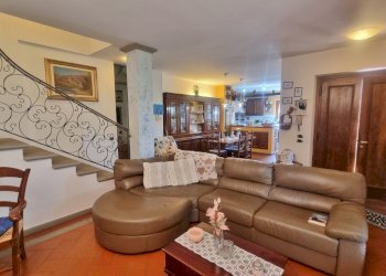 20230711_105815.jpg - Independent house Vicchio - photo 1