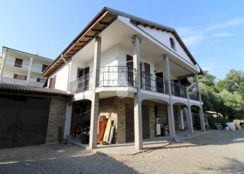 Casa indipendente Str. Moirano, Acqui Terme - foto 1