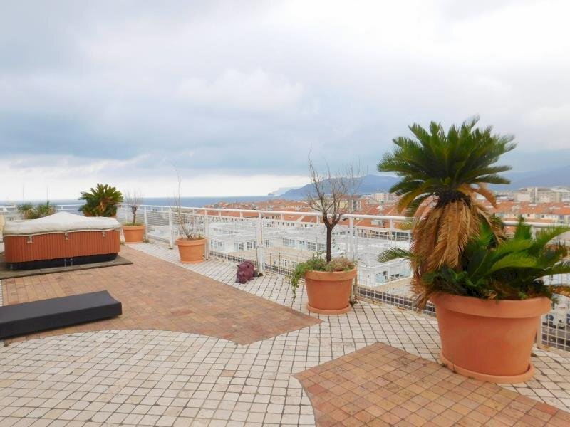 Attico Savona (zona Centro storico) - foto 1