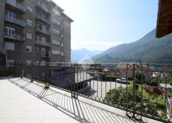 Three-room apartment Via Emilio Chanoux, Chatillon - photo 8