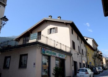 Three-room apartment Via Emilio Chanoux, Chatillon - photo 25