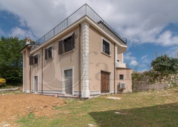 Villa Unifamiliare Via Sant'Angelo, Arpino - foto 3