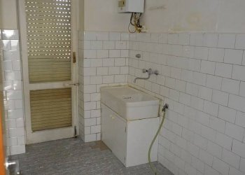 Cucina - Bilocale via Ercole Ferrario, 12, Gallarate - foto 46