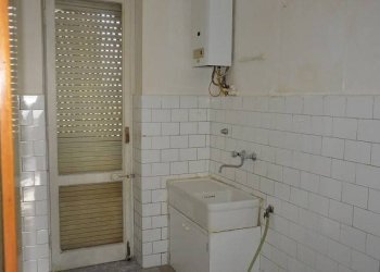 Cucina - Two-room apartment via Ercole Ferrario, 12, Gallarate - photo 9