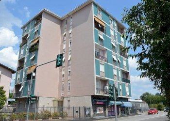 Facciata - Bilocale via Ercole Ferrario, 12, Gallarate - foto 14