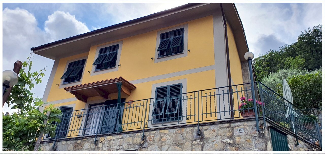 2.jpg - Villa Rapallo - foto 2