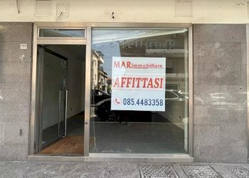 Locale Commerciale corso umberto, Montesilvano - foto 1