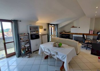 Salone - Attic via Sacro Monte, 20, Varese - photo 23